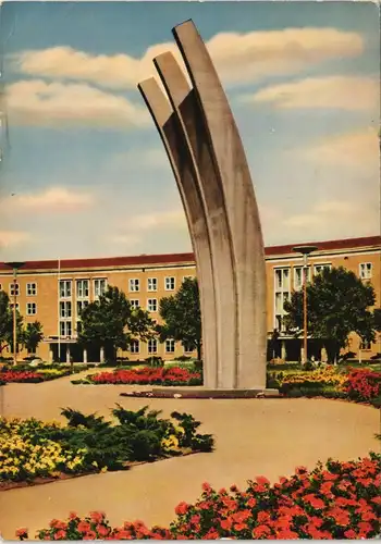 Ansichtskarte Tempelhof-Berlin Luftbrückendenkmal Berlin 1960