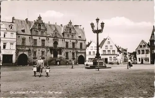 Ansichtskarte Glückstadt Lykstad Markt und Rathaus 1962