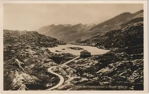 Ansichtskarte .Schweiz Bernhardinerstrasse u. Hospiz (2062 m) 1925