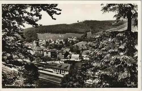 Ansichtskarte Schmiedeberg (Erzgebirge)-Dippoldiswalde Stadt und Bahnhof 1935