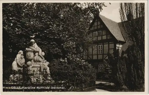 Ansichtskarte Celle Haus und Karoline Mathilde Denkmal 1934