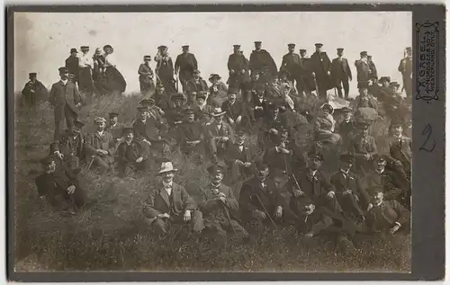 Ansichtskarte Insel Sylt Gruppenbild Frauen und Seeleute 1880 Kabinetfoto