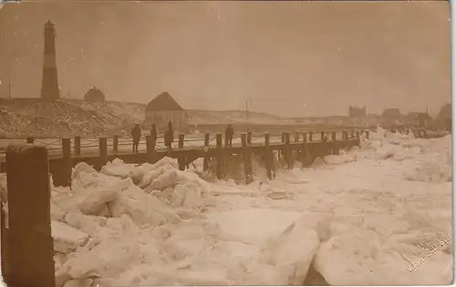 Hörnum (Sylt) Hörnem (Hørnum) Leuchtturm, Haus - Seebrücke bei Packeis 1913 Foto
