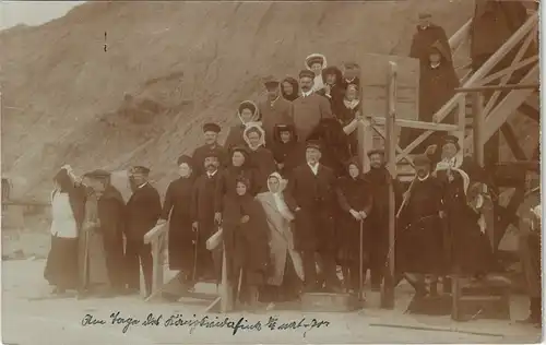 Wenningstedt-Braderup (Sylt) Reisegruppe Aufgang des Strandes  1910 Privatfoto