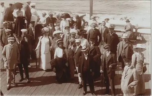 Ansichtskarte Westerland-Sylt Feine Herrschaften auf der Wandelbahn 1908