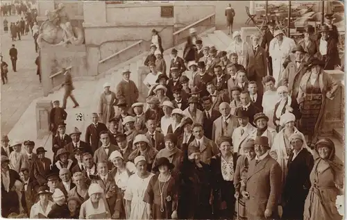 Ansichtskarte Westerland-Sylt Strandtreppe Statuen - Reisegruppe 1912