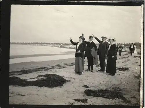 Foto Westerland-Sylt Strand, feine Herrschaften 1900 Privatfoto Foto