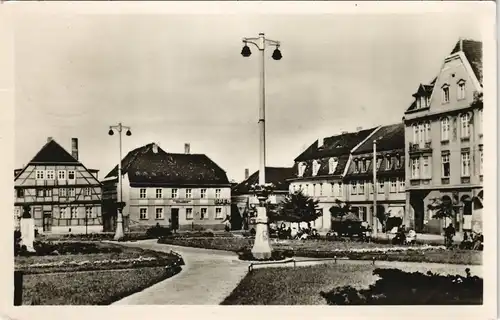 Ansichtskarte Burg (bei Magdeburg) Partie am Stalinplatz 1957