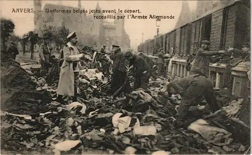 Antwerpen Anvers Uniformes  départ, receuillis par l'Armée Allemande. 1916
