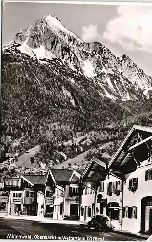 Mittenwald Obermarkt, Geschäfte, VW Käfer u. Blick Wetterstein 1963