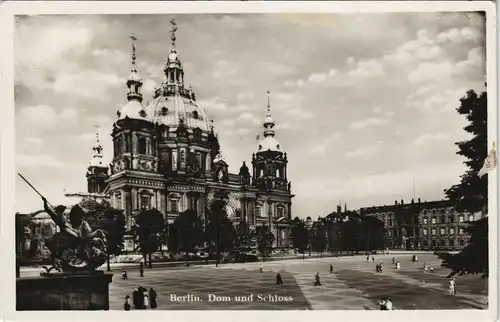 Ansichtskarte Berlin Dom und Schloss Echtfoto-AK 1940