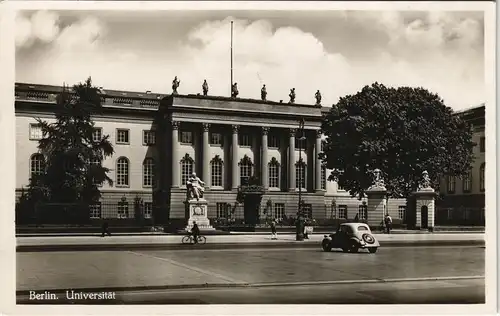 Ansichtskarte Berlin Partie a.d. Universität Außenansicht 1940