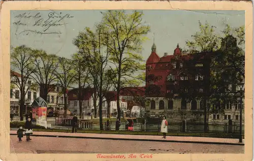 Ansichtskarte Neumünster Am Teich - Kiosk Lifasssäule 1911