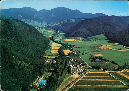 Staufen im Breisgau Feriencamping Belchenblick vom Flugzeug aus, 1980
