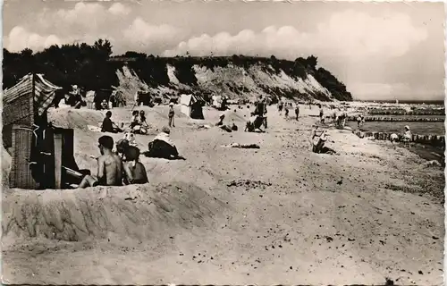 Ansichtskarte Hohwacht Strand Personen an Strandkörben 1960