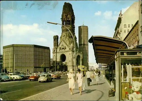 Charlottenburg-Berlin Kurfürstendamm, Kirche Cafe 2 Ladys und VW Käfer 1965
