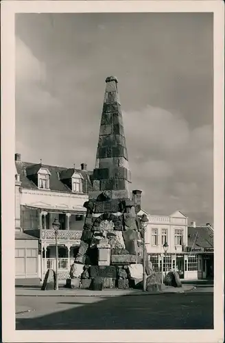 Ansichtskarte Norderney Partie am Denkmal 1949