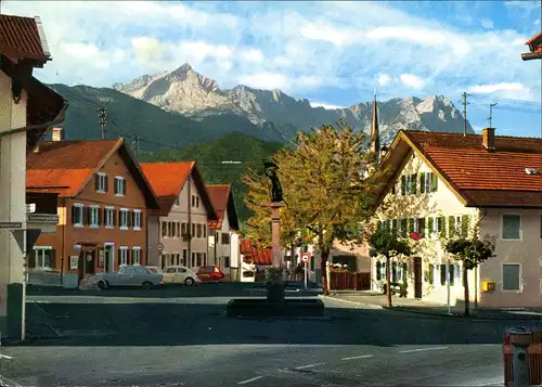 Ansichtskarte Garmisch-Partenkirchen Florians-Brunnen Partie im Zentrum 1974