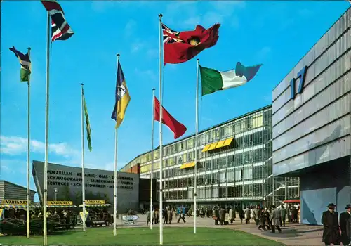 Ansichtskarte Hannover Messegelände Messe div. Flaggen Flaggenmast 1980