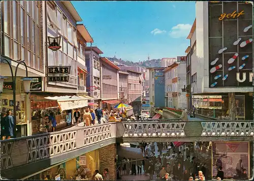 Stuttgart Schulstraße belebte Geschäftsstraße Geschäfte 1968