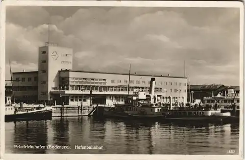 Ansichtskarte Friedrichshafen Hafenbahnhof Hafen Schiffe 1940