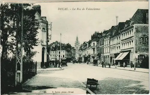 CPA Douai Dowaai La Rue de Valenciennes 1910