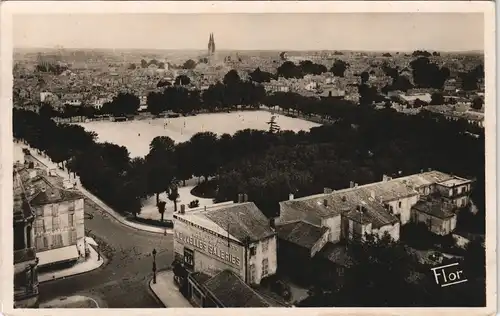 CPA Niort Vue générale de la Place de la Brèche 1950