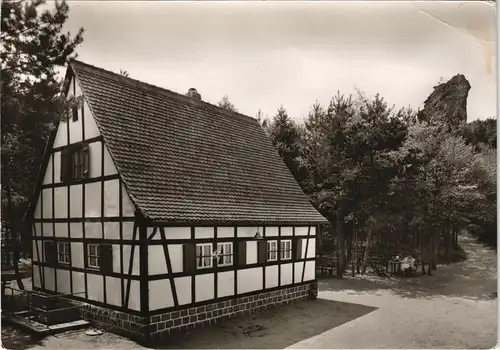 Ansichtskarte Annweiler am Trifels Klettererhütte mit Asselstein 1960