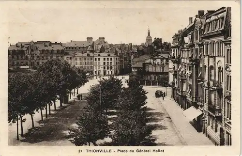 CPA Diedenhofen Thionville Place du Général Hellot 1941