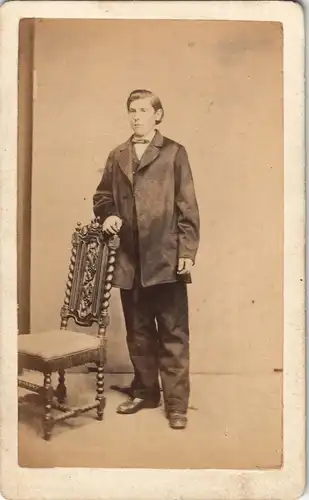 Sylt Junger Mann im Anzug, CDV Photo Nickelsen Westerland Sylt 1886 Foto