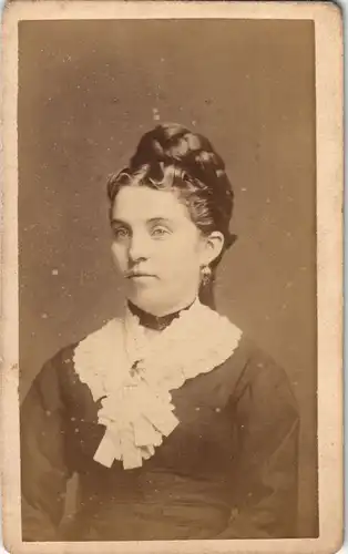 Sylt schöne Frau,Tracht Porträt - CDV Nickelsen Westerland 1886 Kabinettfoto