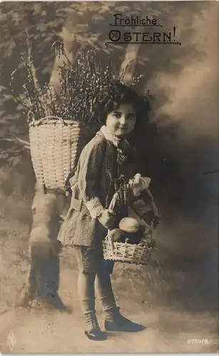 Ansichtskarte  Glückwunsch Grußkarte OSTERN Kind mi Ostereier-Korb 1914