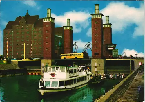 Duisburg Schwanentorbrücke, Schiffsanlegestelle, Lagerhäuser 1970