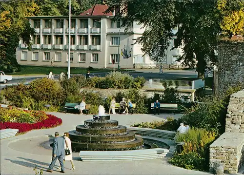 Ansichtskarte Bad Orb Brunnen am Untertor mit Spessartsanatorium 1992