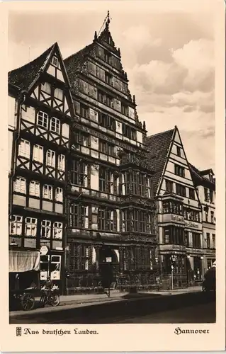 Ansichtskarte Hannover Leibnizhaus, Straße - Fahrradfahrer 1934