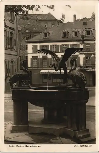 Ansichtskarte Baden-Baden Platz, Reiherbrunnen- Hotel 1934