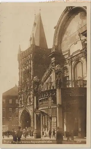 Prag Praha Prager Pulverturm | Prašná brána, Straße belebt - Fotokarte 1937