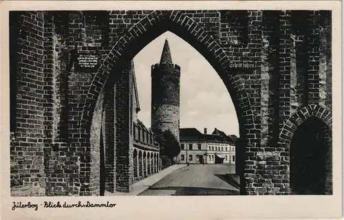 Ansichtskarte Jüterbog Blick durchs Dammtor 1920
