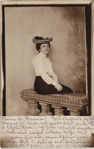 Foto  Atelierfoto Frau - Kleidung Mode 1909 Privatfoto