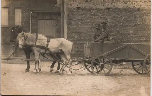 Soldaten auf Pferdefuhrwerk - Privatfotokarte WK1 1916 Privatfoto