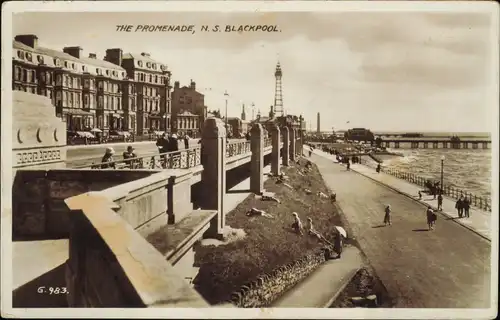 Postcard Blackpool The Promenade 1937