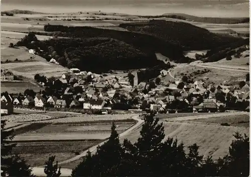 Usseln-Willingen (Upland) Gesamtansicht mit Blick zum Diemeltal 1950