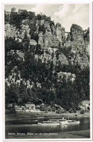 Ansichtskarte Rathen Sächs. Schweiz, Bastei von der Elbe gesehen 1920