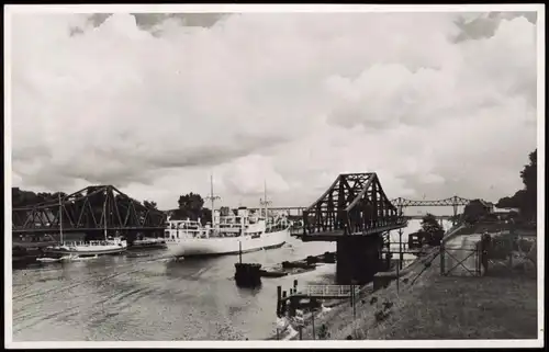 Ansichtskarte Rendsburg Schiff Dampfer - Straßendrehbrücke 1965