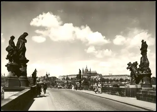 Postcard Prag Praha Karlsbrücke Karlův most 1965