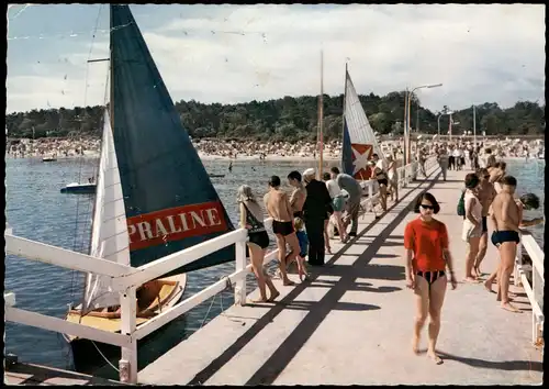 Timmendorfer Strand Strand und Seebrücke stark belebt 1967/1966