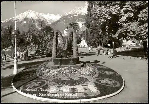 Cartoline Meran Merano Kurpromenade mit Kursaal 1960