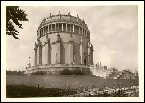 Ansichtskarte Kelheim Befreiungshalle Gebäude Außenansicht 1950