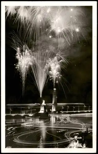 Ansichtskarte Lindau (Bodensee) Feuerwerk über dem Bodensee Hafen 1953