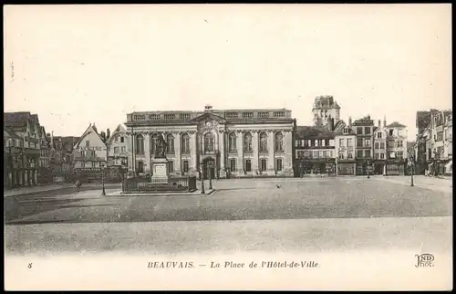 CPA Beauvais La Place de l'Hôtel-de-Ville 1910